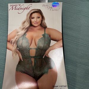 Seven 'til Midnight Green Lace Chemise